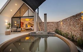 Little Sossus Lodge